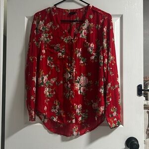 Nordstrom Metaphor top  size small red floral long sleeved blouse.